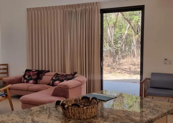 Villa Praga House Playa Grande