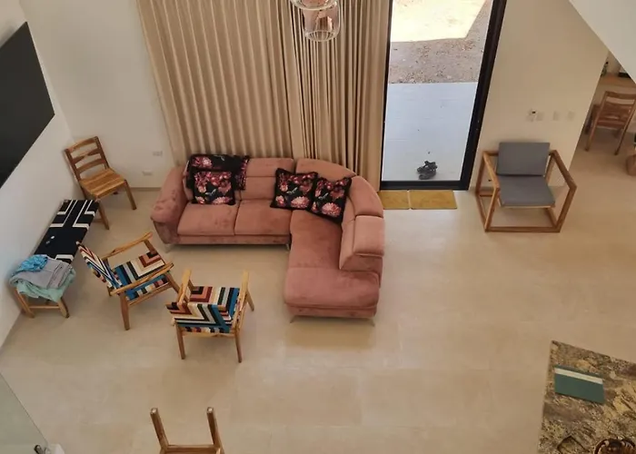 Villa Praga House *