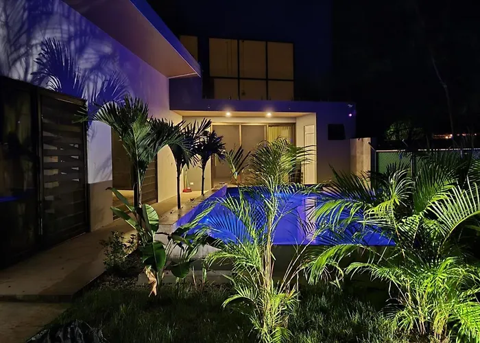 Praga House Villa Playa Grande