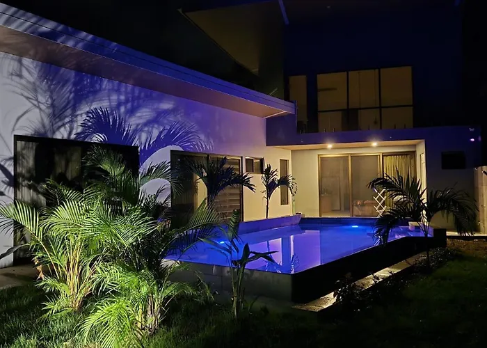 Villa Praga House *